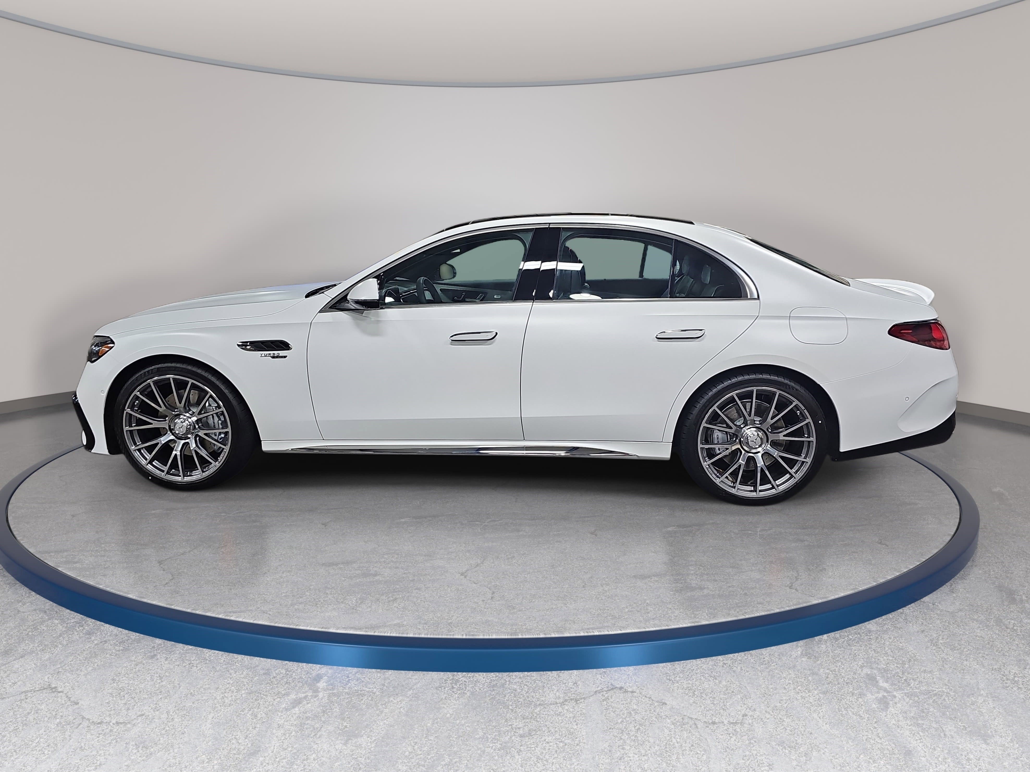 New 2026 Mercedes-Benz E 53 AMG e 4MATIC Sedan image 8