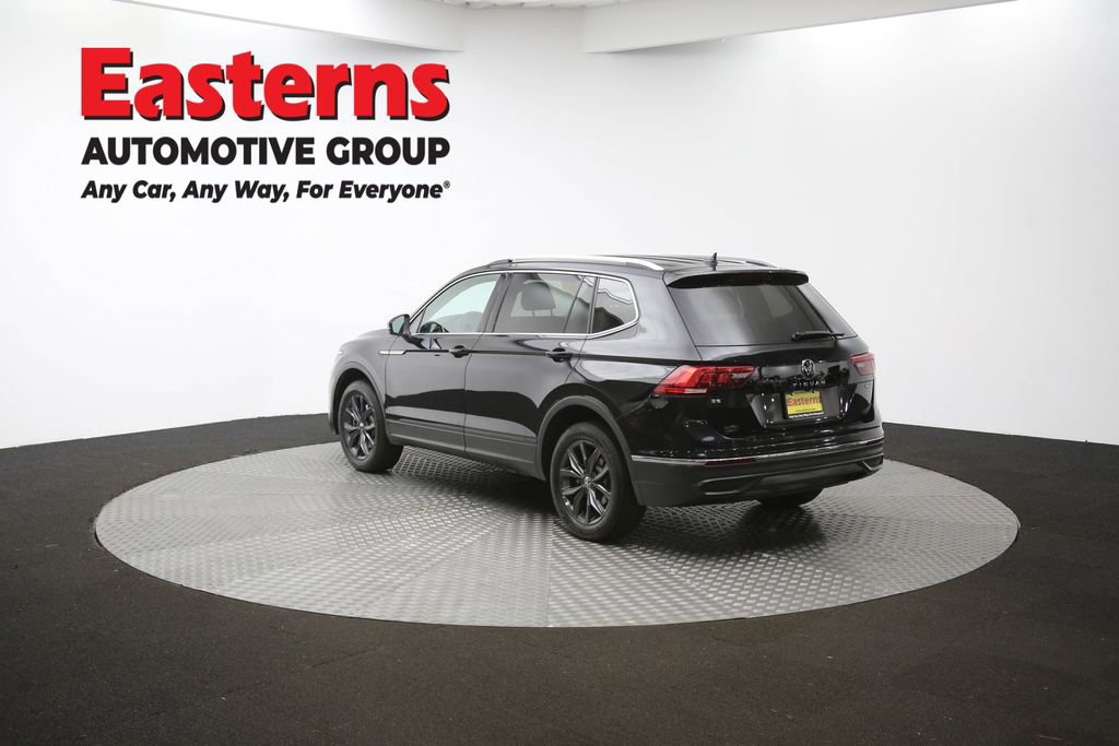 Used 2023 Volkswagen Tiguan SE image 63