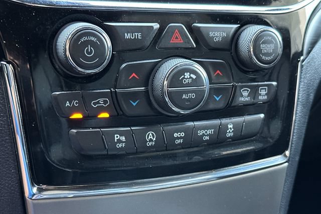 Certified 2020 Jeep Grand Cherokee Laredo w/ Laredo X Package RWD image 21