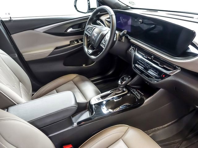 Certified 2024 Buick Envista Sport Touring FWD image 32