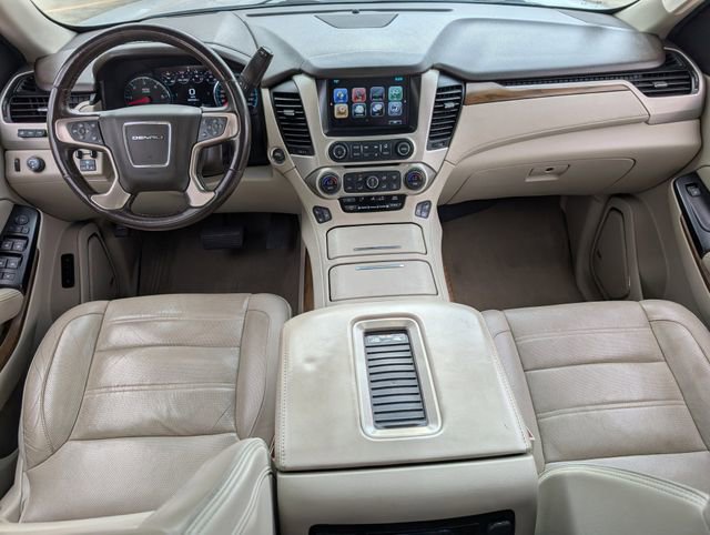 Used 2020 GMC Yukon XL Denali RWD image 26
