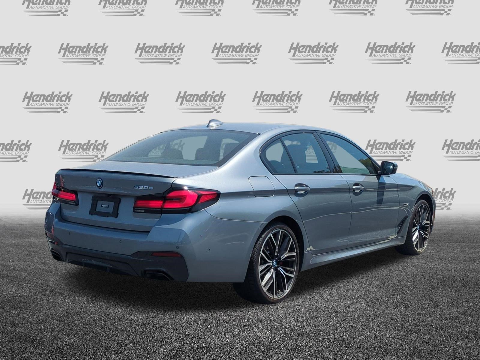 Certified 2023 BMW 530e w/ M Sport Package RWD image 10