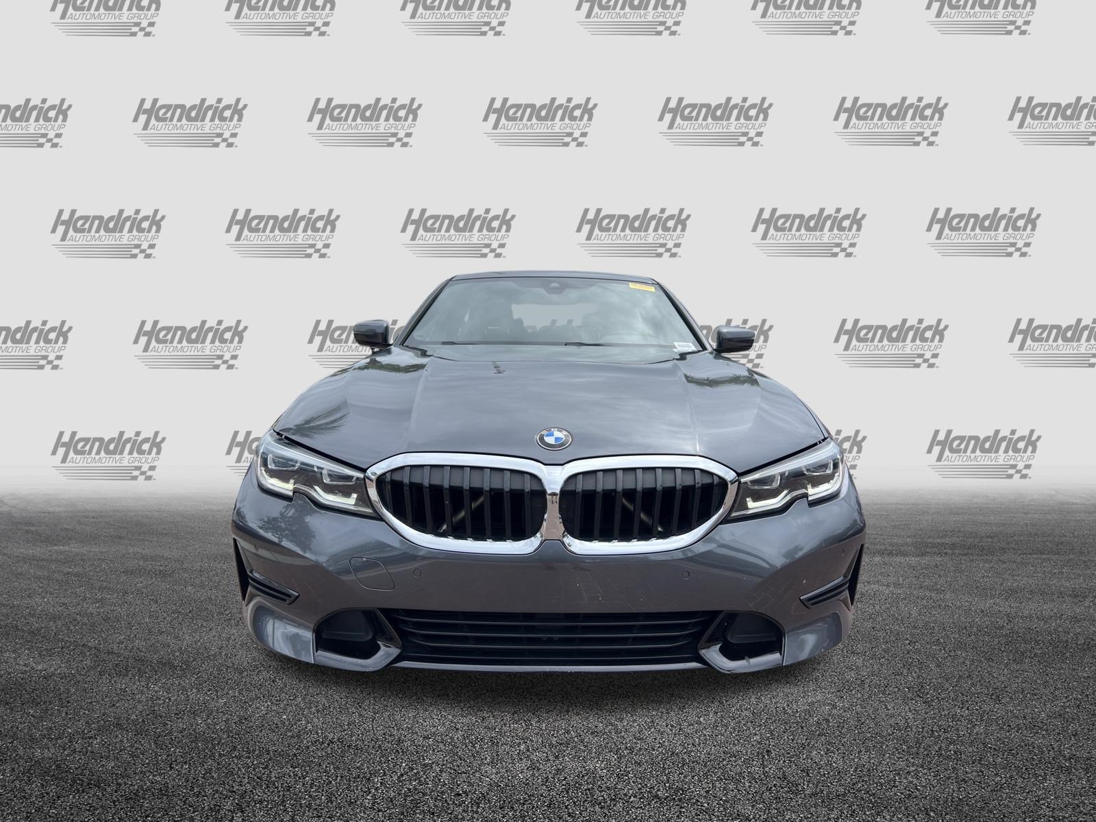 Used 2021 BMW 330i Sedan w/ Driving Assistance Package RWD image 3