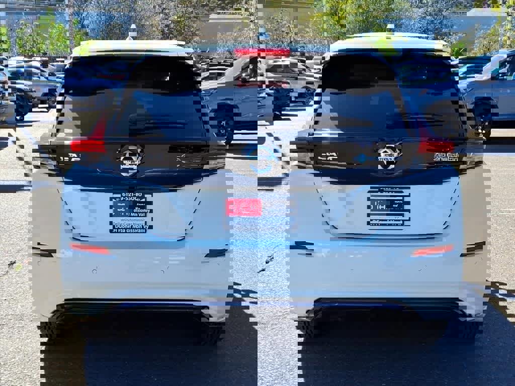 Used 2022 Nissan Leaf S image 5