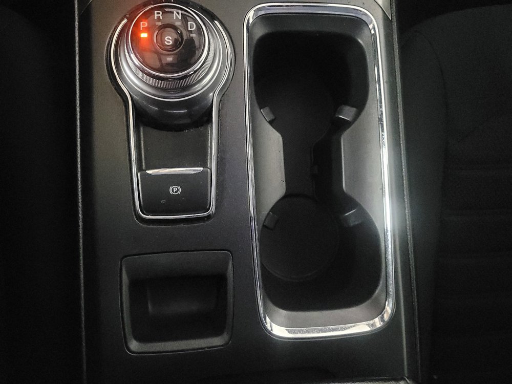 Used 2020 Ford Fusion SE image 26