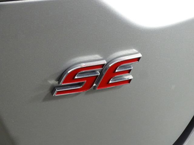 Used 2022 Toyota Corolla SE w/ Carpet Mat Package (TMS) image 41