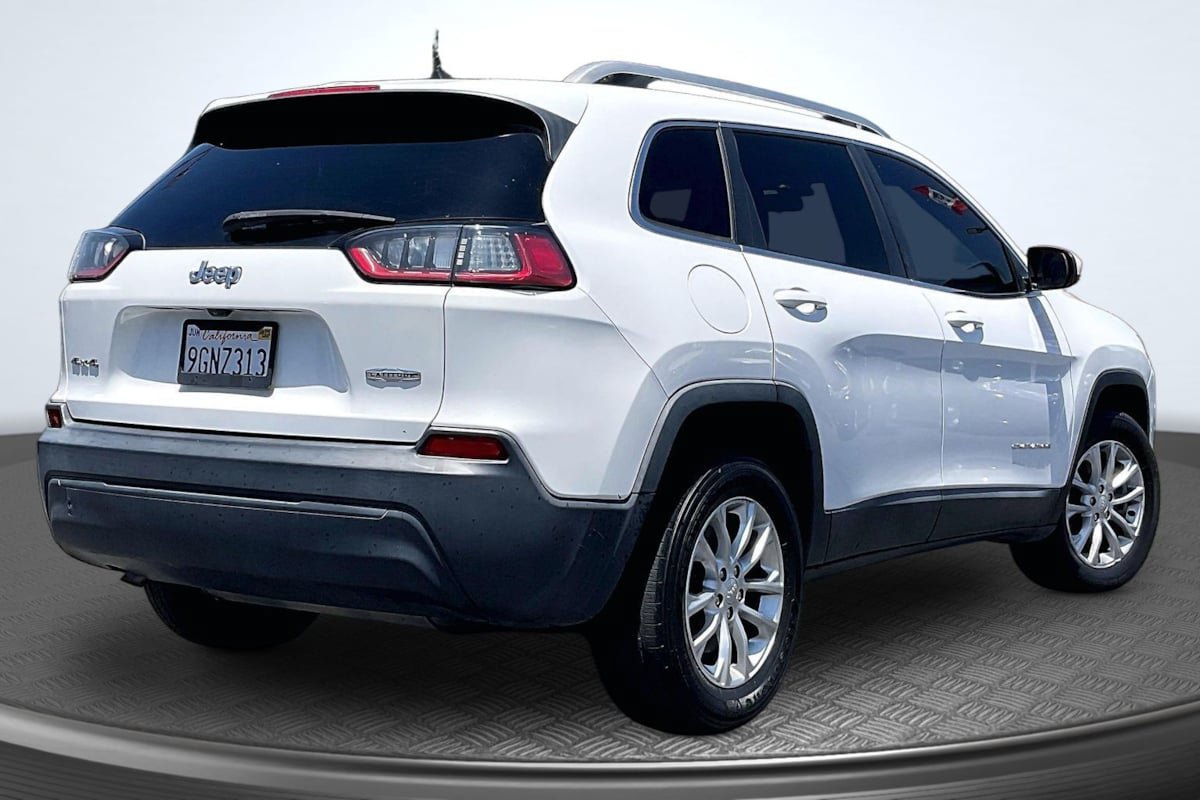Used 2019 Jeep Cherokee Latitude w/ Popular Appearance Group AWD/4WD image 13