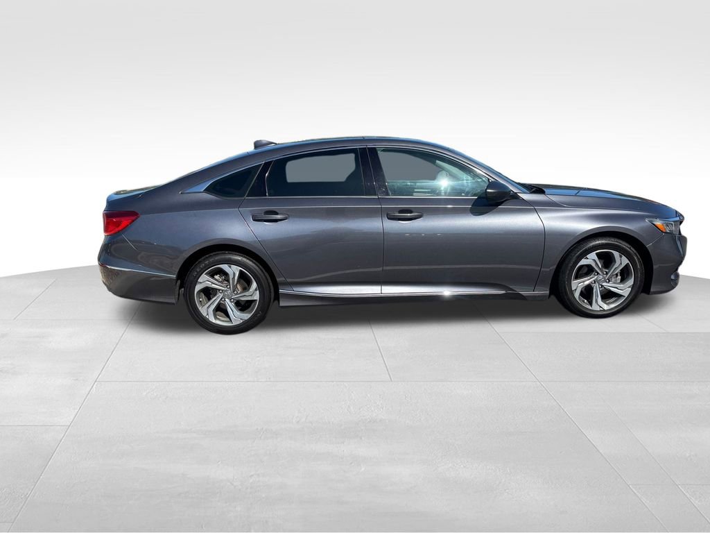 Used 2018 Honda Accord EX image 8