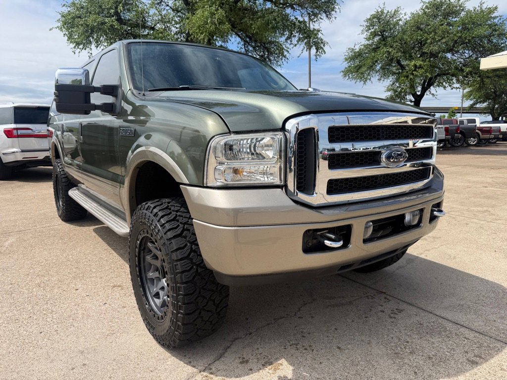 Used 2005 Ford Excursion Eddie Bauer image 1
