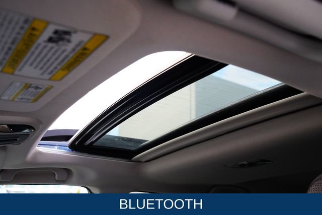 Used 2020 Subaru Outback Premium image 8