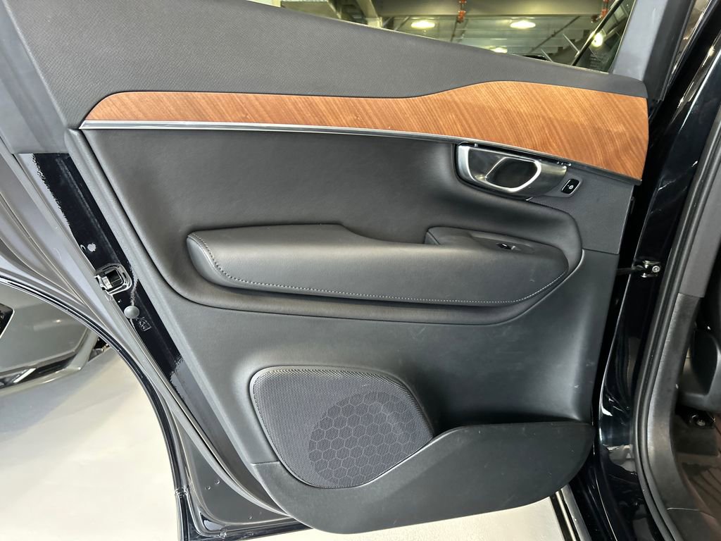 Certified 2023 Volvo XC90 B6 Plus w/ Protection Package Premier image 22