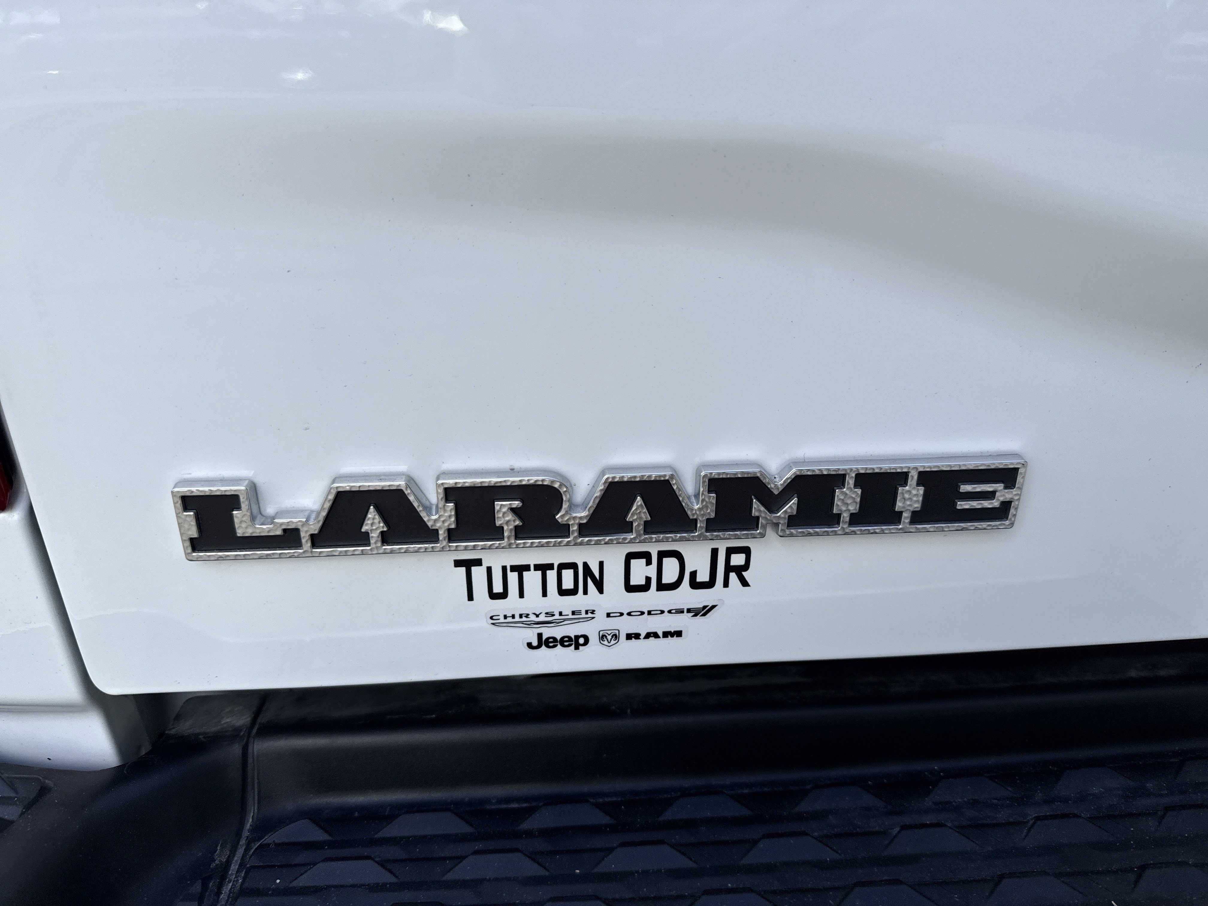 New 2025 RAM 3500 Laramie w/ Towing Technology Group image 21