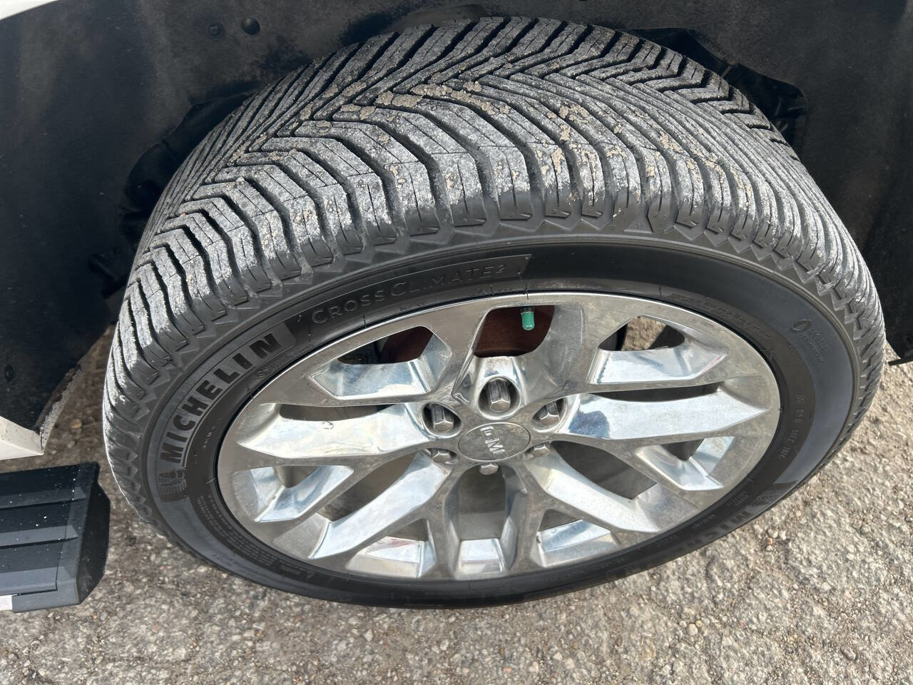 Used 2018 GMC Yukon XL Denali w/ Denali Ultimate Package image 7