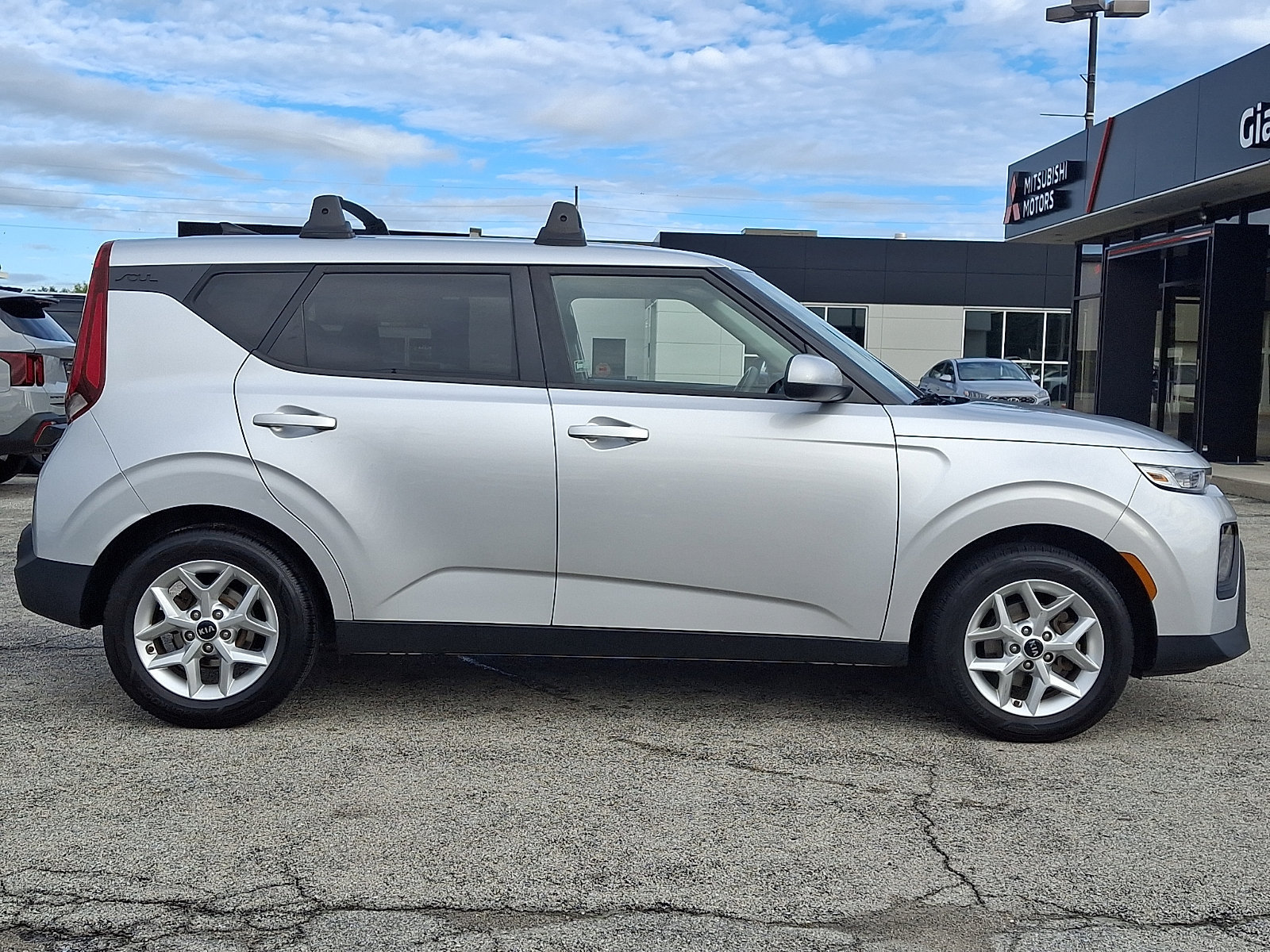 Used 2020 Kia Soul S FWD image 7