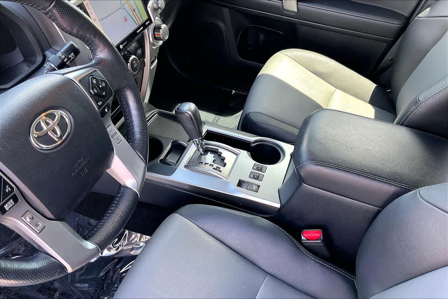 Used 2023 Toyota 4Runner SR5 Premium w/ Moonroof Package RWD image 17