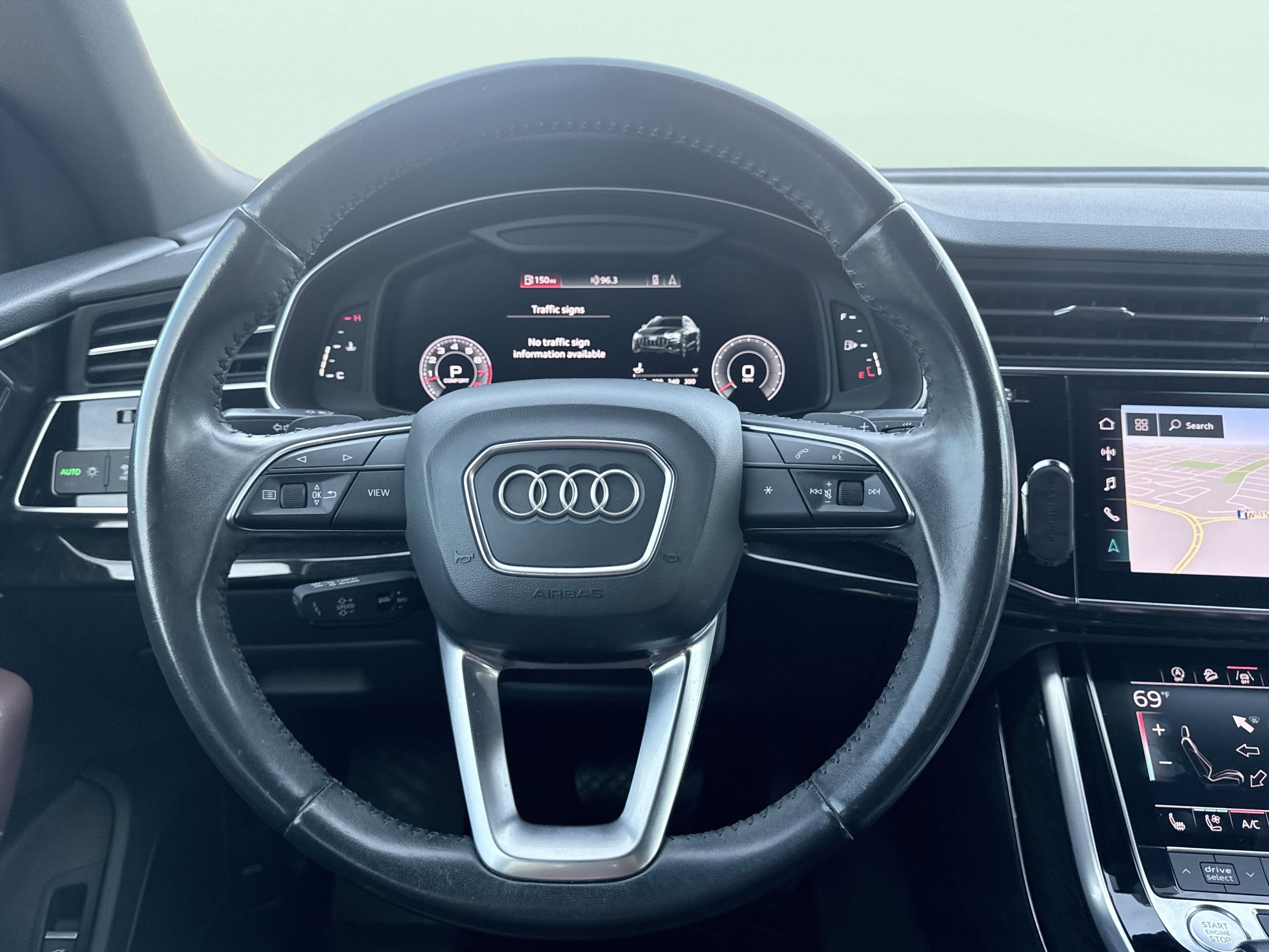 Used 2019 Audi Q8 Premium Plus w/ Premium Plus image 61