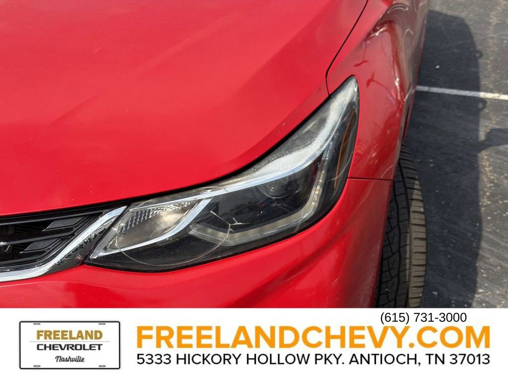 Used 2017 Chevrolet Cruze Premier FWD image 10