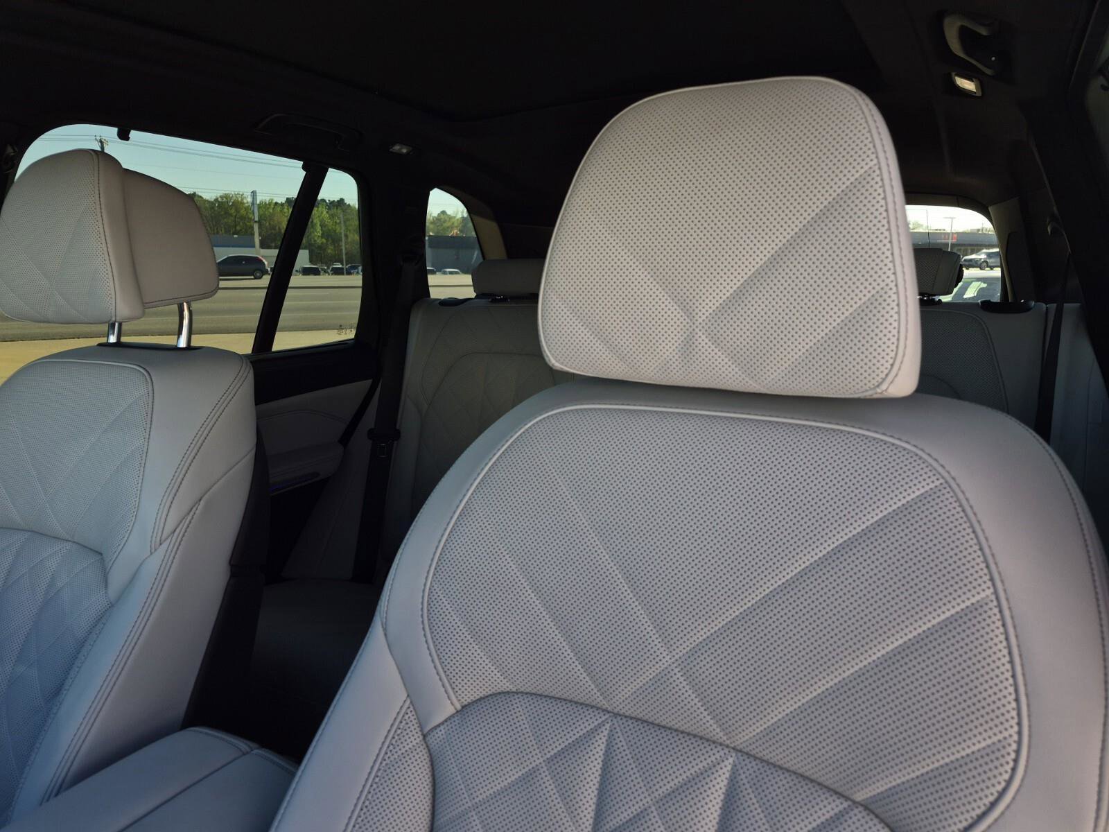 Certified 2023 BMW X5 M50i w/ Executive Package image 13