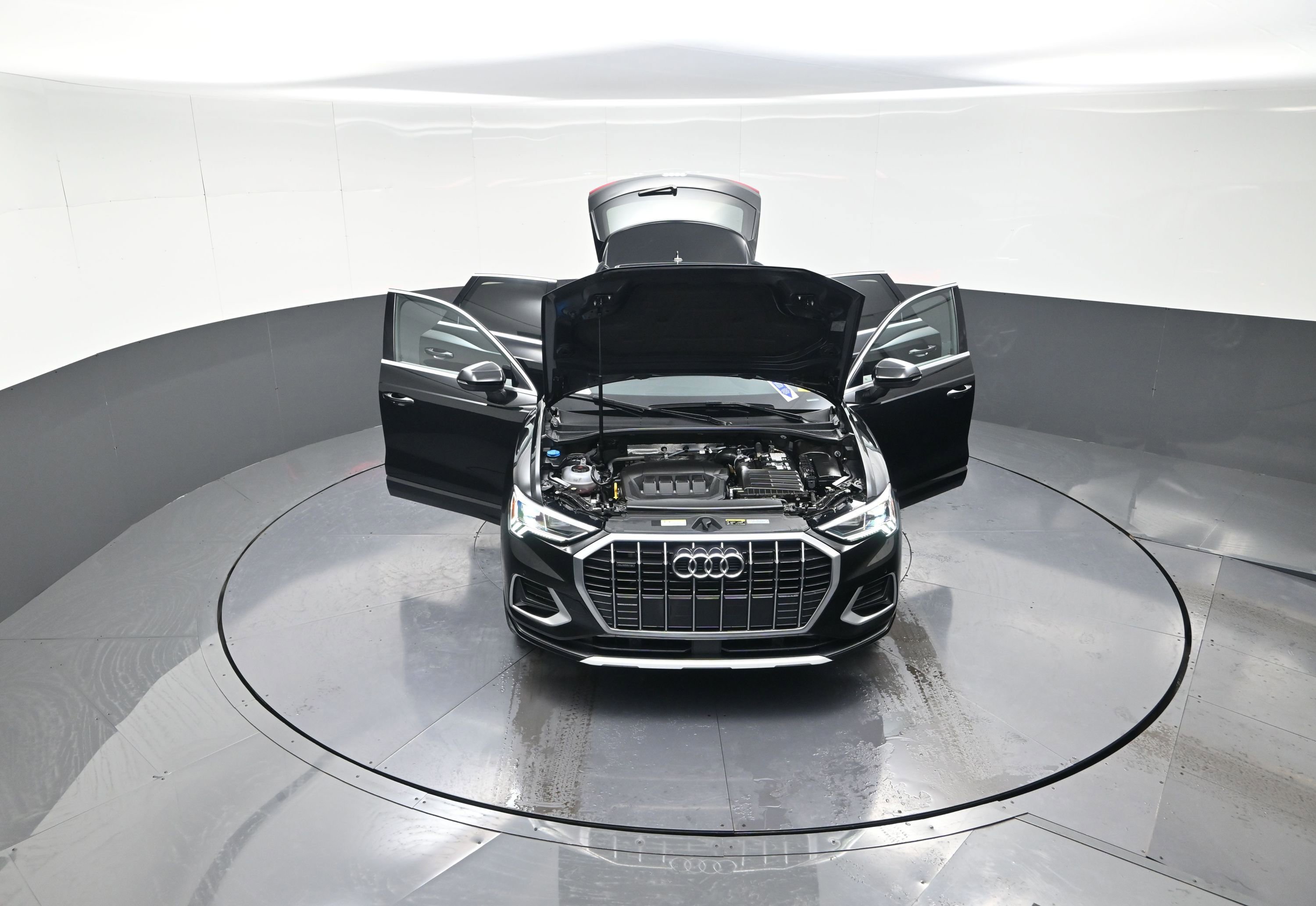 Used 2024 Audi Q3 2.0T Premium image 12