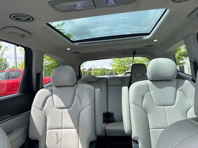 Certified 2022 Kia Telluride SX w/ Nightfall Edition Package AWD/4WD image 12