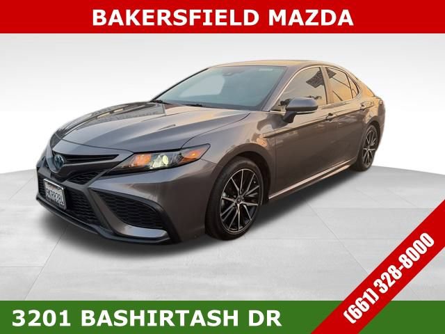 Used 2024 Toyota Camry SE