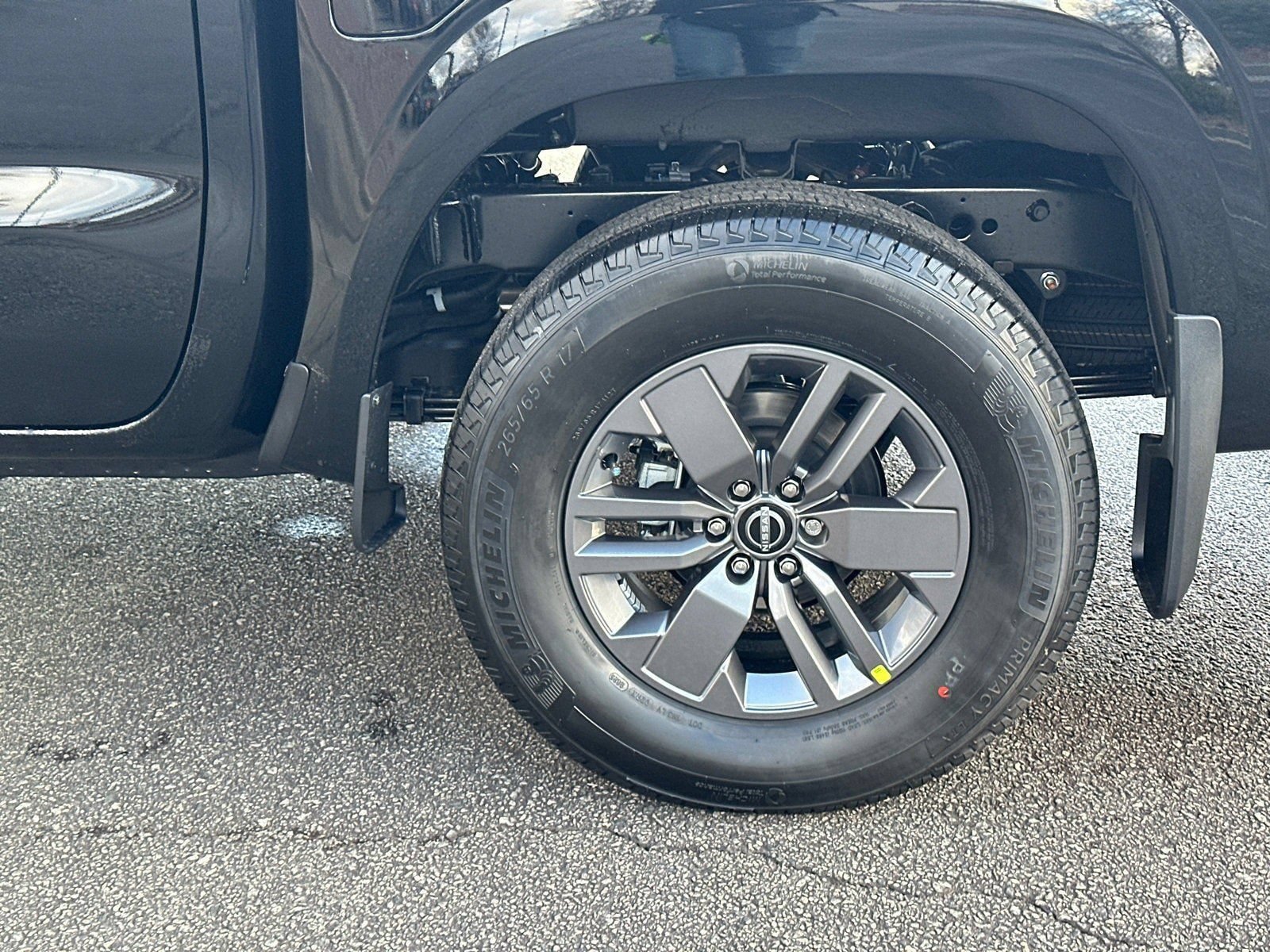 New 2026 Nissan Frontier SV w/ All-Weather Content Package AWD/4WD image 19