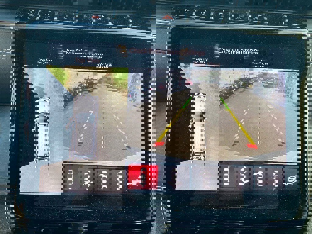 Used 2024 Jeep Grand Cherokee Overland w/ Adv Protech Group III image 13