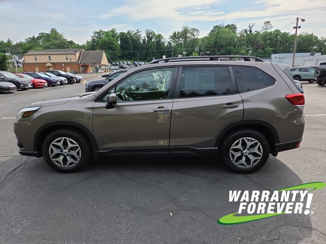 Used 2023 Subaru Forester Premium AWD/4WD image 4