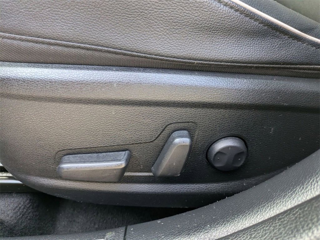 Used 2021 Kia Forte GT-Line w/ GT-Line Premium Package image 13