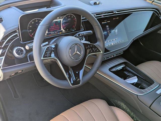 New 2026 Mercedes-Benz E 450 4MATIC Sedan image 3
