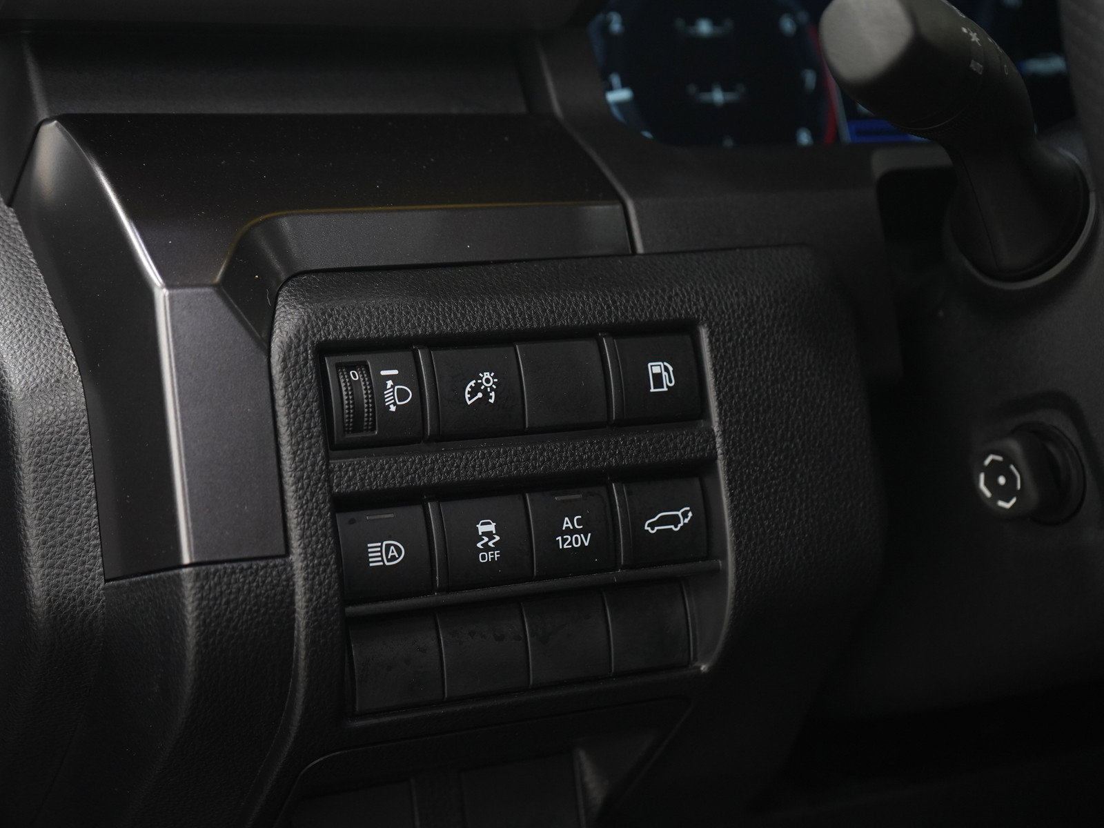 Used 2025 Toyota 4Runner TRD Sport AWD/4WD image 25