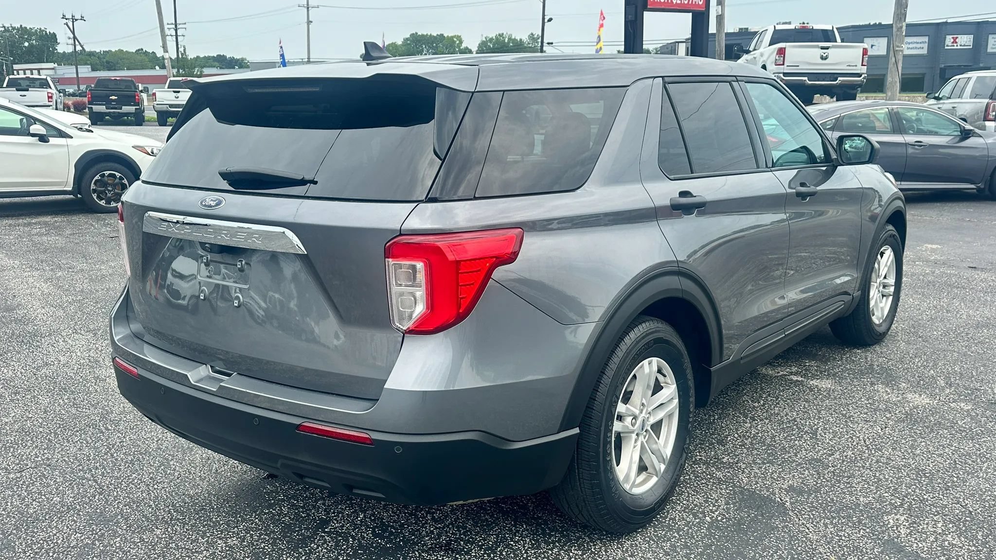 Used 2023 Ford Explorer 2WD image 5
