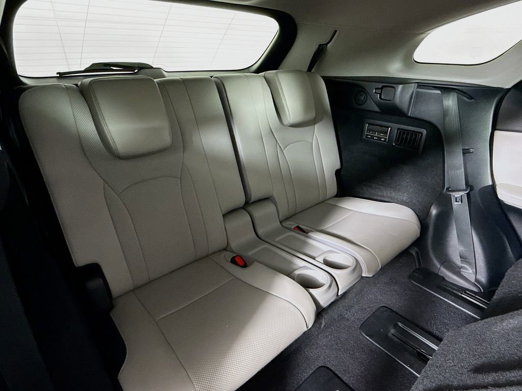 Used 2019 Lexus RX 350L FWD w/ Accessory Package image 34