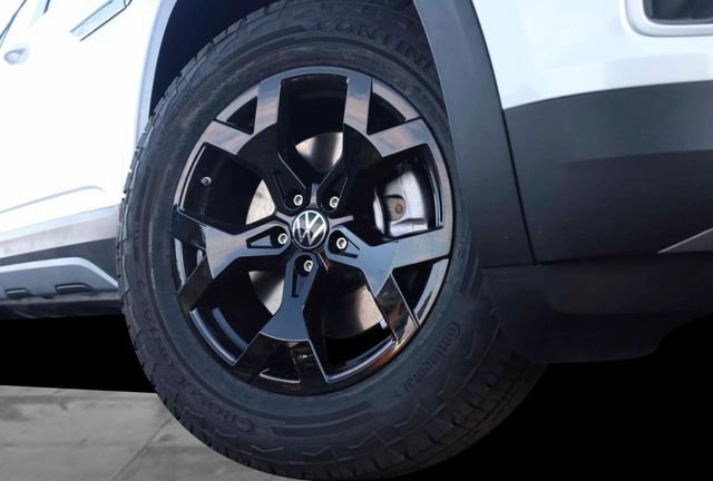 New 2026 Volkswagen Atlas Peak Edition AWD/4WD image 3