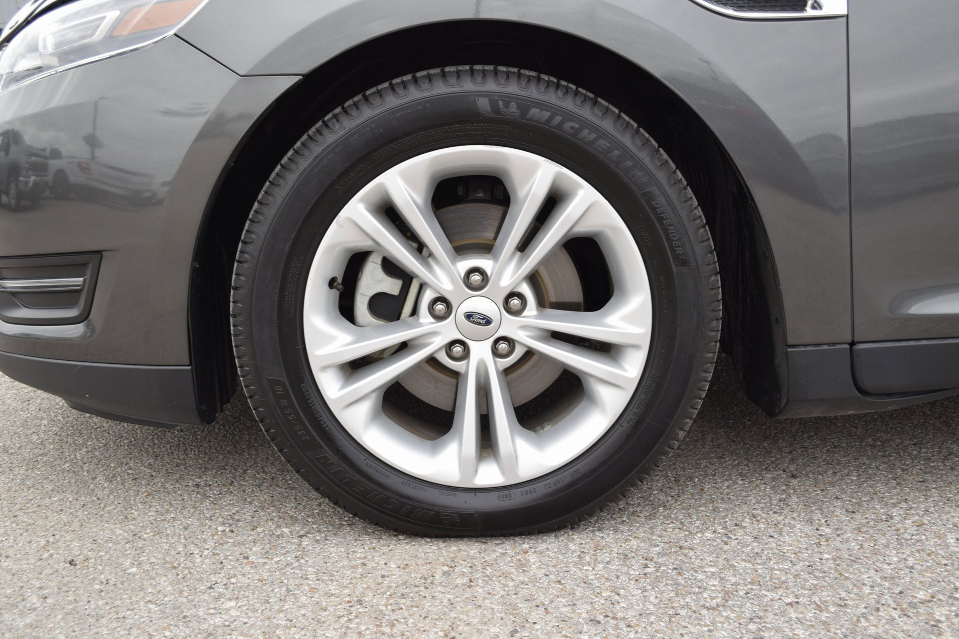 Certified 2018 Ford Taurus SEL w/ Equipment Group 201A image 25