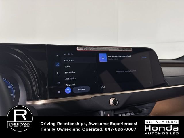 Used 2025 Toyota Crown Signia w/ Advanced Technology Package image 6