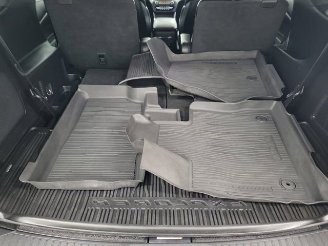 Used 2020 Ford Explorer ST w/ ST High-Performance Pack AWD/4WD image 9