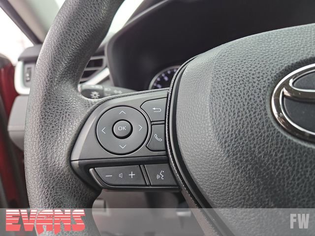 Used 2021 Toyota RAV4 LE image 14
