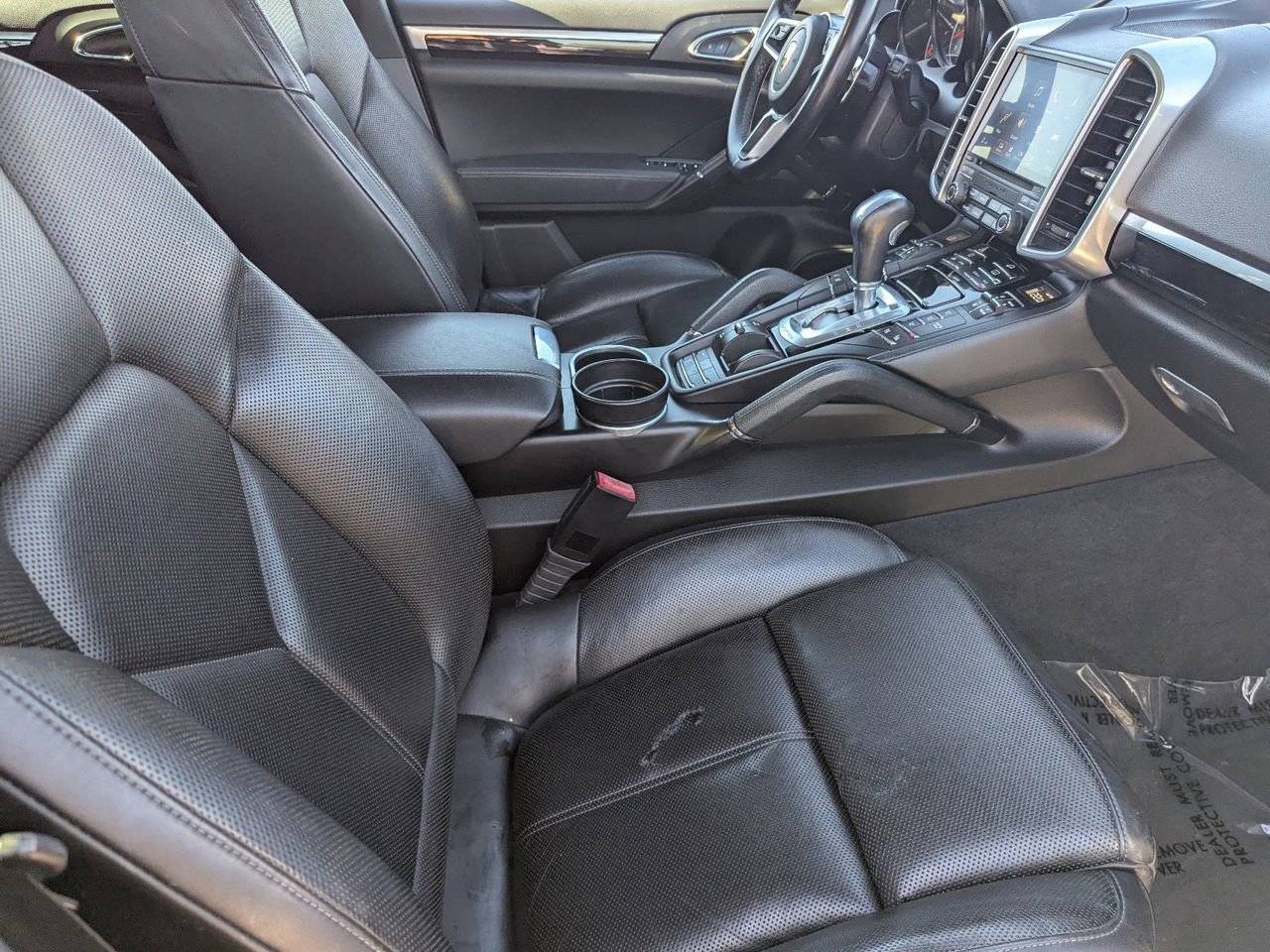 Used 2017 Porsche Cayenne S w/ Premium Package AWD/4WD image 9