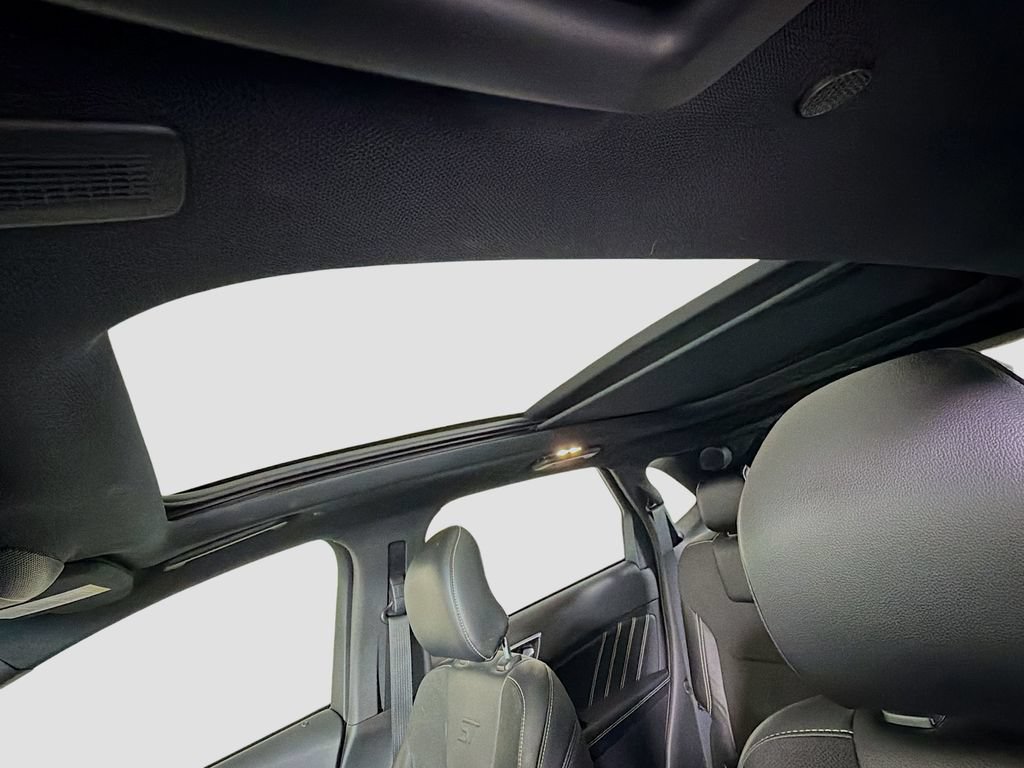Used 2019 Ford Edge ST w/ Equipment Group 401A AWD/4WD image 17