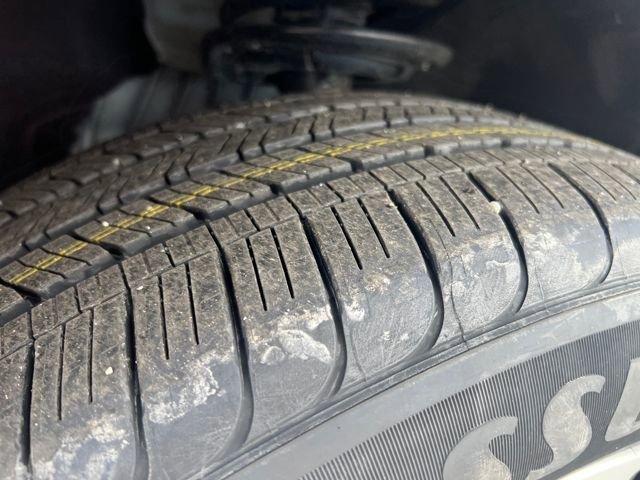 Used 2025 Ford Explorer ST-Line image 7