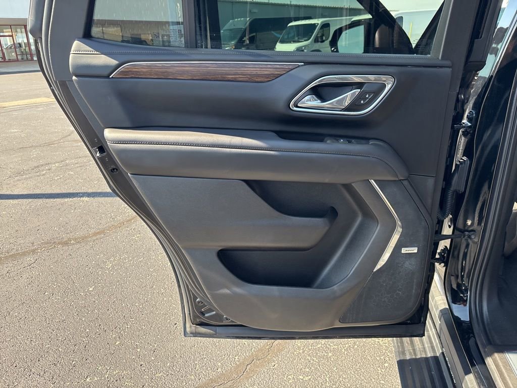 Used 2023 Chevrolet Tahoe High Country AWD/4WD image 43