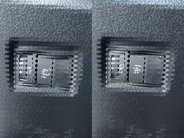 Used 2024 Toyota RAV4 XLE image 24