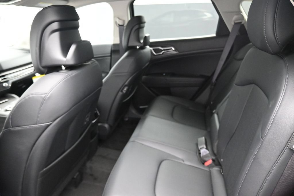 New 2026 Kia Sportage SX Prestige AWD/4WD image 16