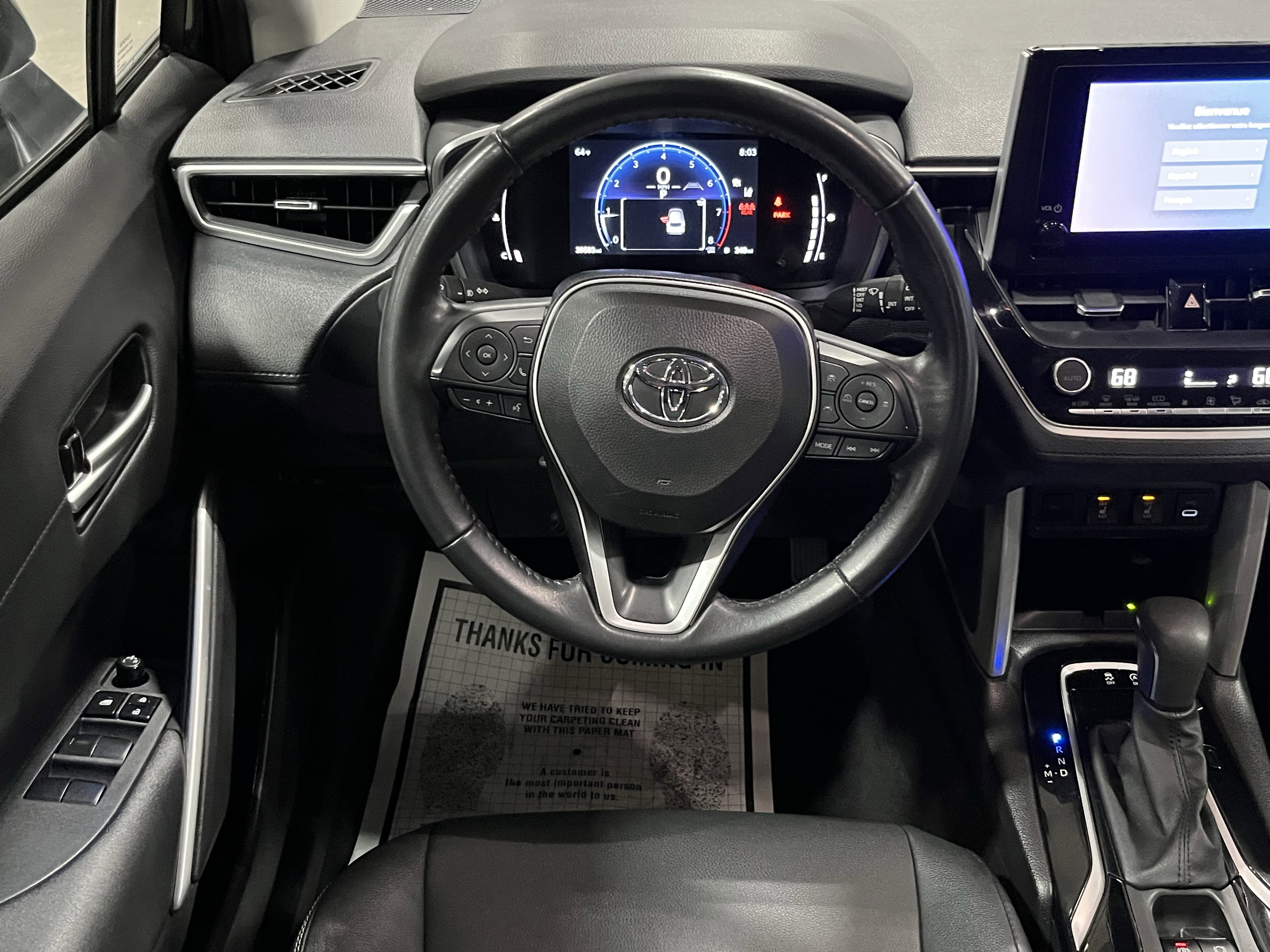 Used 2024 Toyota Corolla Cross XLE image 12