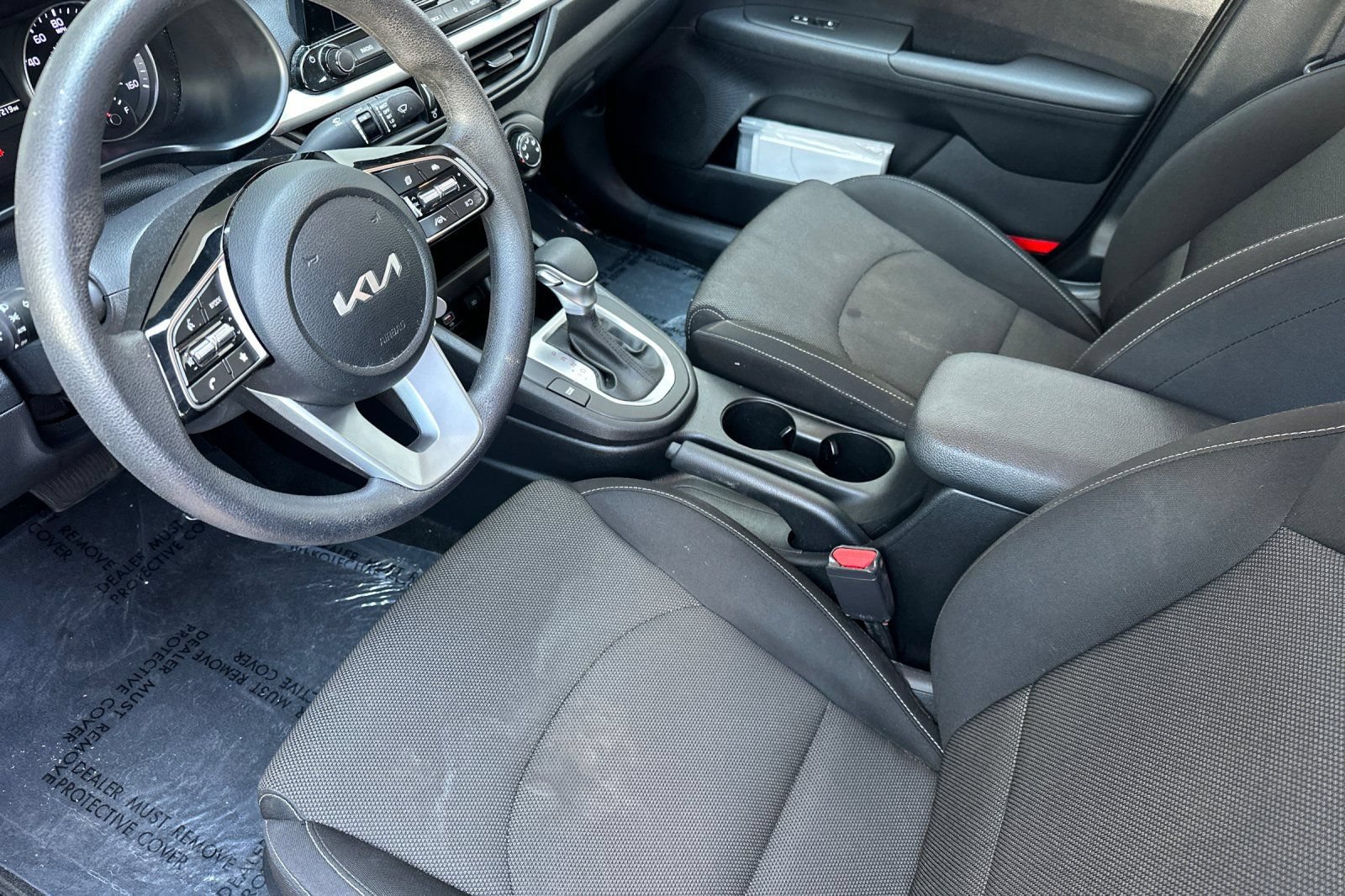 Used 2024 Kia Forte LXS w/ LXS Technology Package FWD image 10
