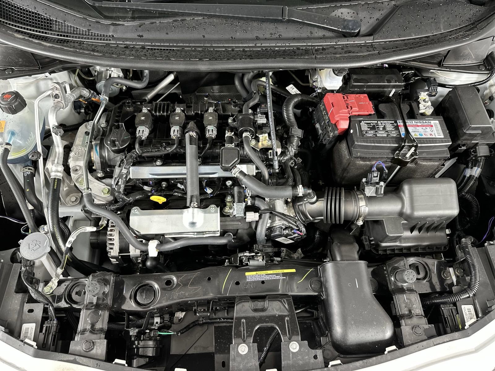 New 2025 Nissan Versa SV w/ Trunk Package FWD image 28
