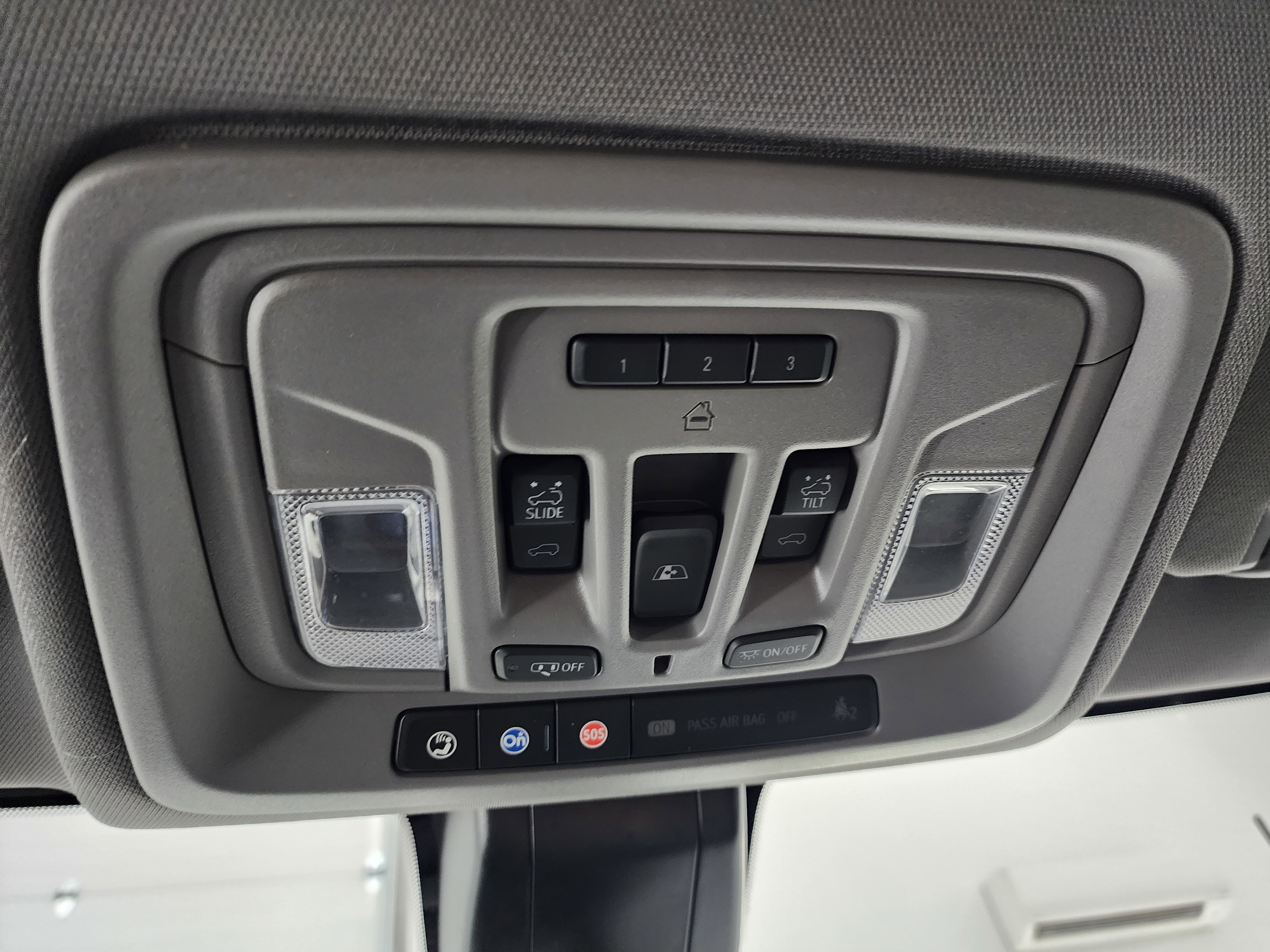 Used 2023 GMC Sierra 3500 Denali w/ Denali Ultimate Package image 58