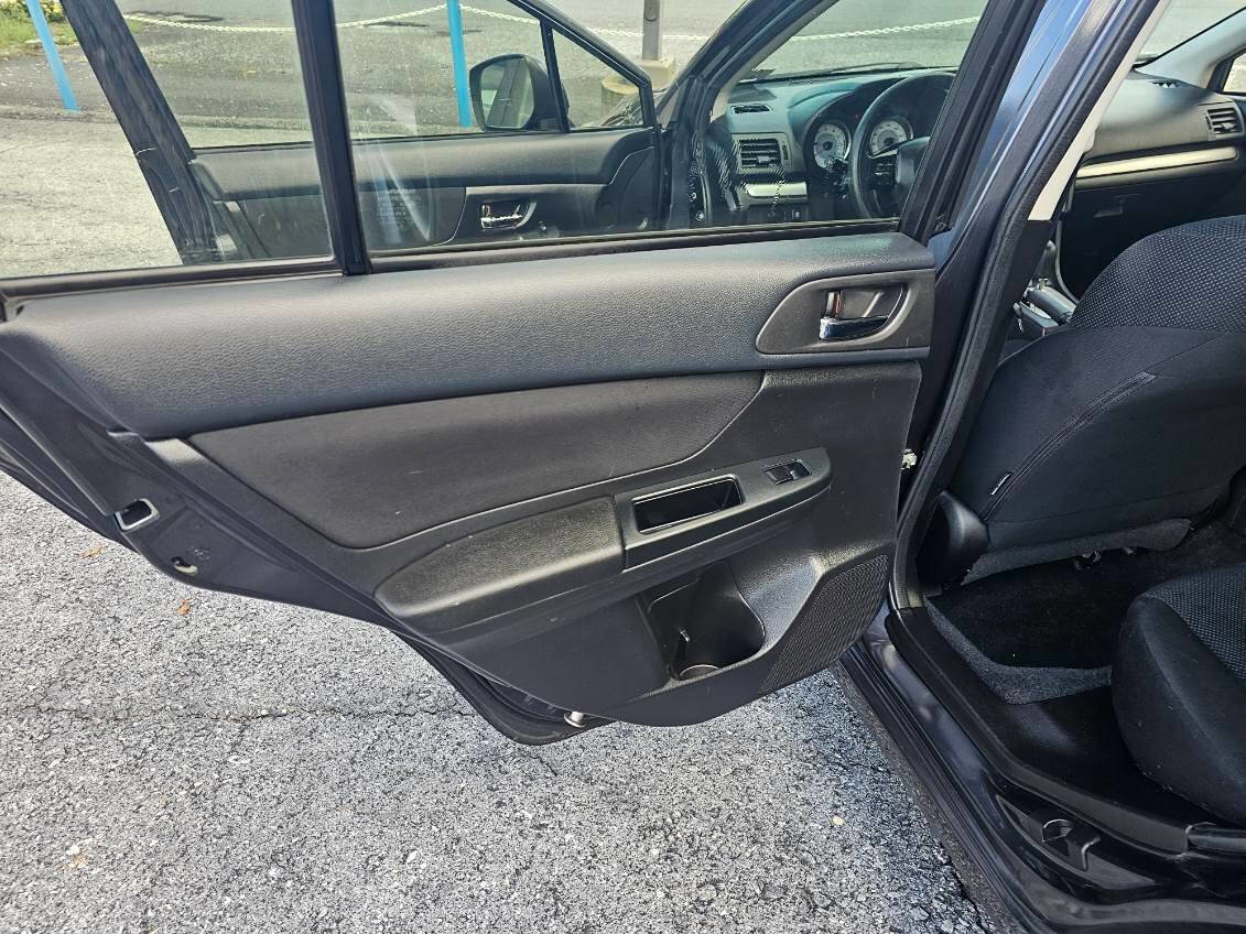 Used 2013 Subaru Impreza 2.0i Premium w/ All-Weather Pkg image 13