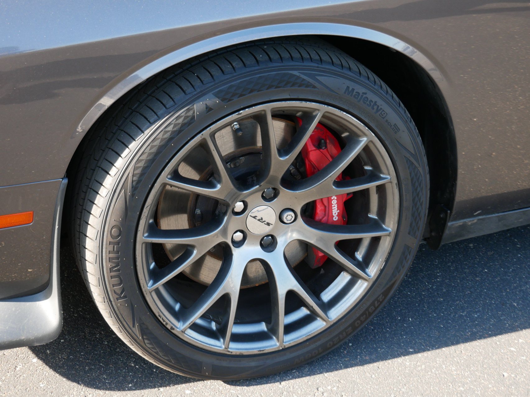 Used 2016 Dodge Challenger SRT w/ Technology Group RWD image 8
